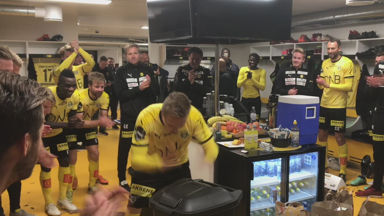 Jubelscenene etter snuoperasjonen mot Stabæk